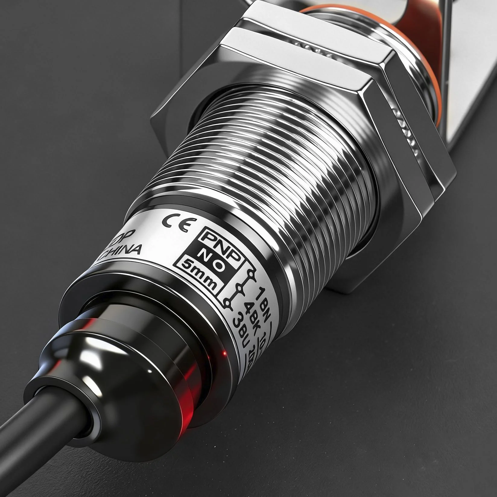 Heschen Indukcyjny czujnik zbliżeniowy PR18-5DP typ cylindryczny, czujnik 5 mm, okrągły M18, 12-24 VDC 3-przewodowy, ekranowany, PNP, NO(normalnie otwarty) CE