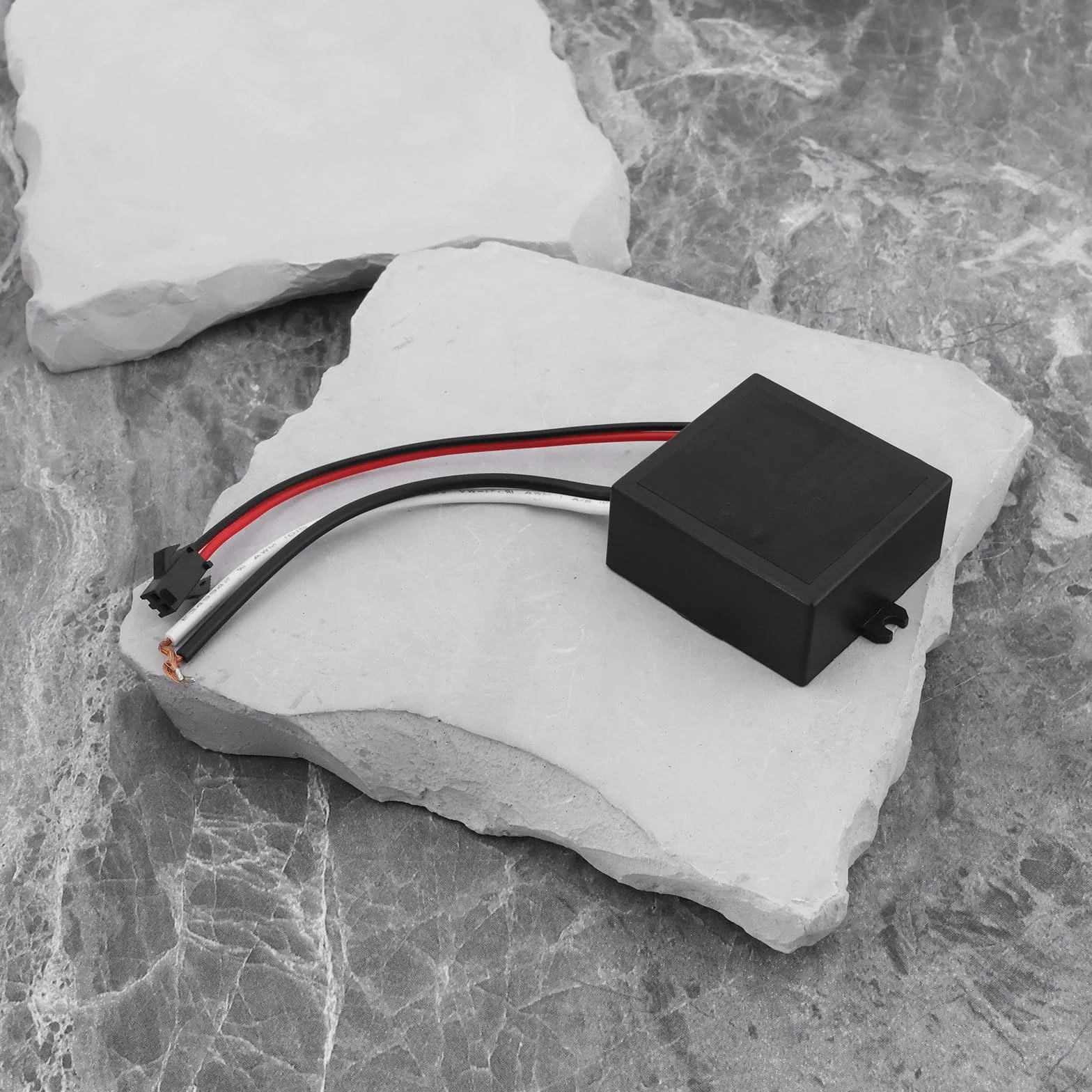 Zasilacz USB konwerter 100-240 V do 5 V 2,1 A wbudowane złącze oświetlenie
