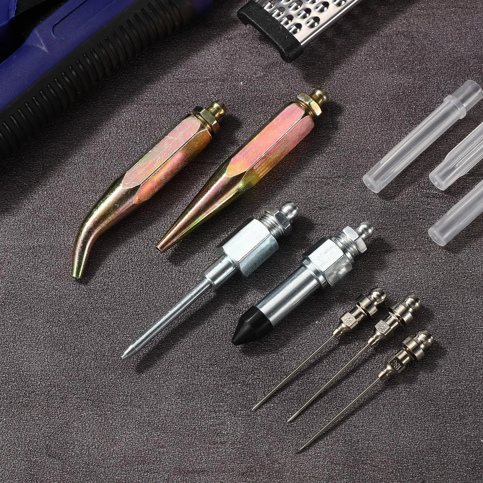 7szt Zestaw Akcesoriów do Smarownicy, w Tym 3 Dysze Smarownicy Dysza z Wygiętą i Prostą Końcówką Adapter Gumowej Końcówki Dozownik Igieł Odpowiedni do Ciasnych Przestrzeni