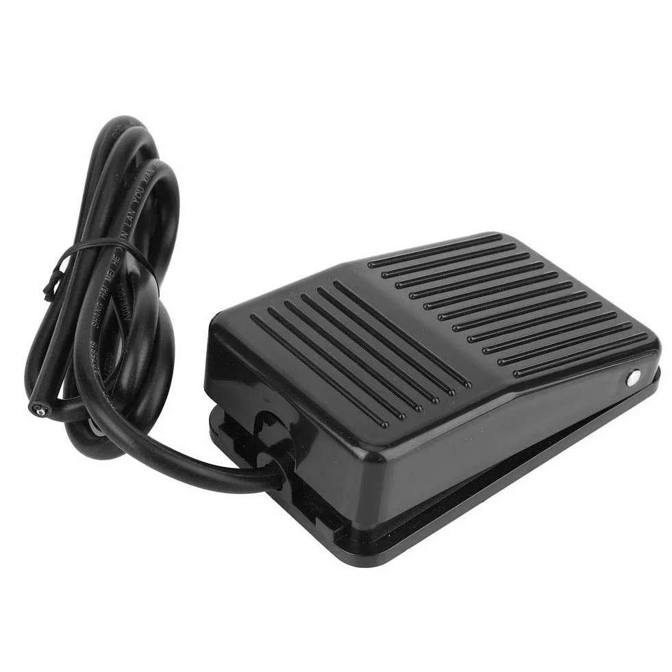 TFS - 01 Foot Control Switch 220 VAC 10 A, antypoślizgowy przełącznik nożny, pedał, pedał przełącznika nożnego, kontroler momentowy, czarny, do wiertarki stołowej, prasy hydraulicznej itp. (3,3ft)