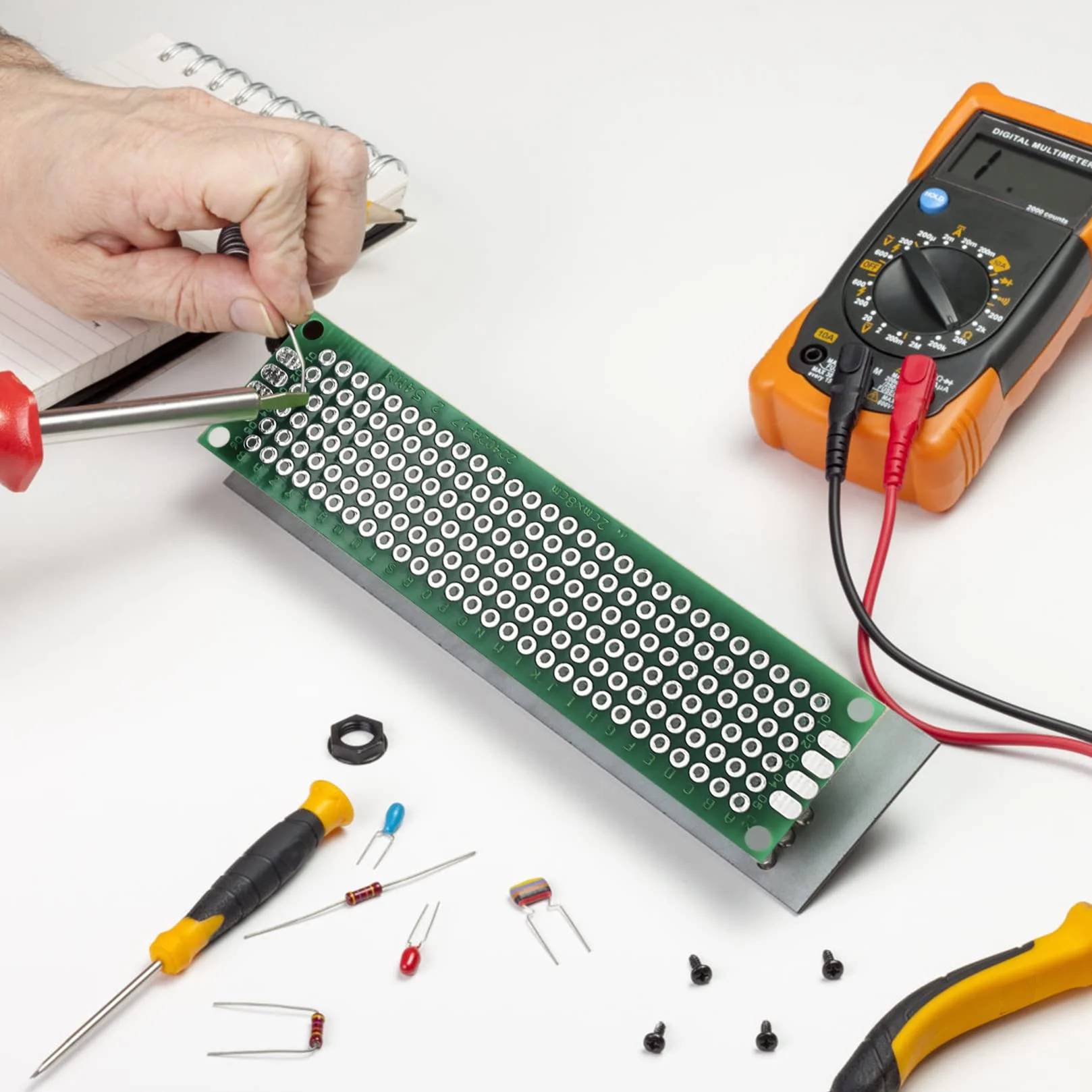 Zestaw 68-dwustronnych Perforowanych Uniwersalnych Płyt Dołkowych, 20 Sztuk Pcb, 20 Męskie Żeńskie Złącza, Gniazdo 40 Pinów, 12 2P & 3P Złącza Śrubowe, 16 Nylonowych Kolumn Szesciokątnych