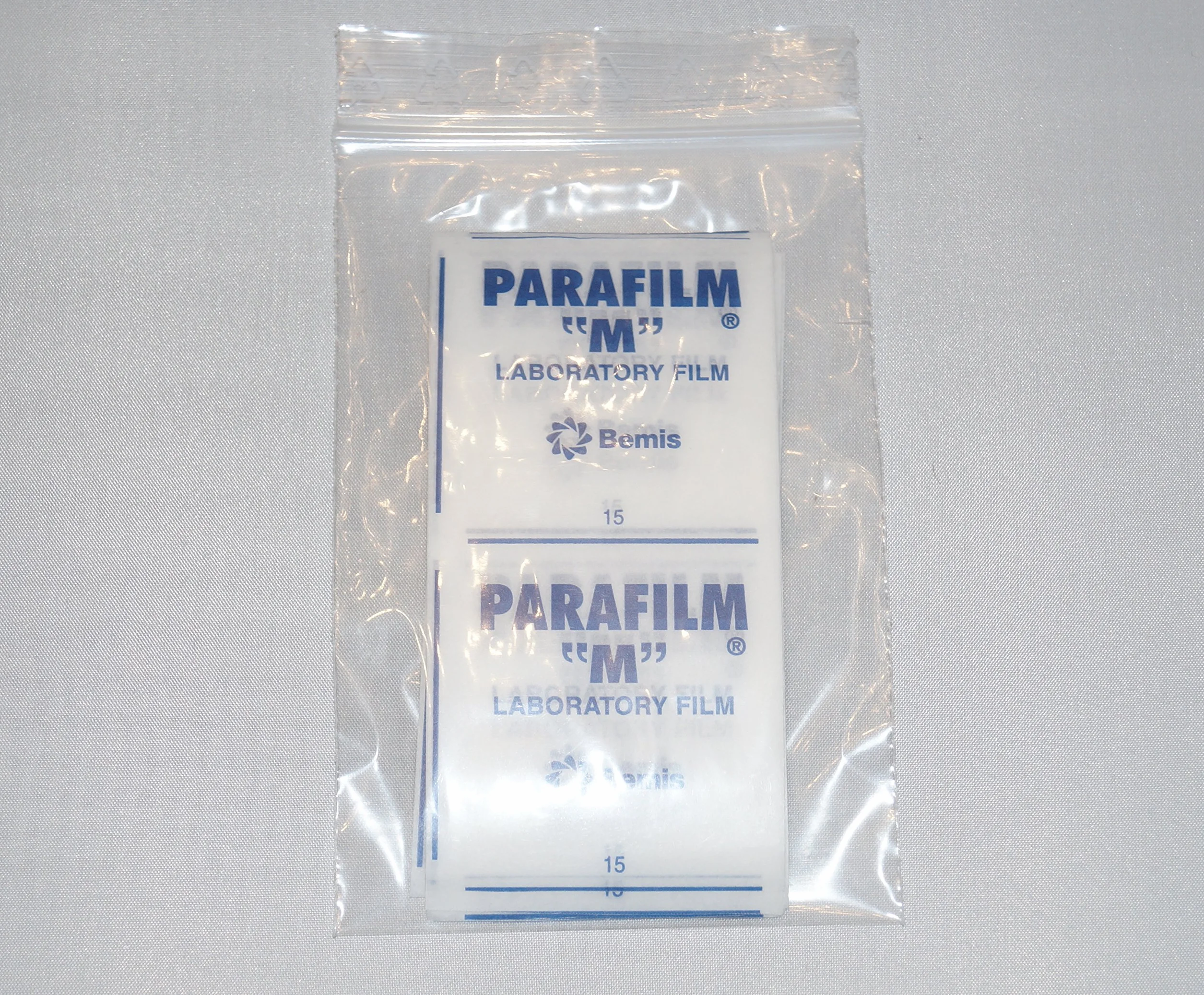 25 szt. taśma zamykająca parafilm ekstra szerokość 10 x 5 cm do zamykania, oklejania, izolowania różnych butelek lub pojemników
