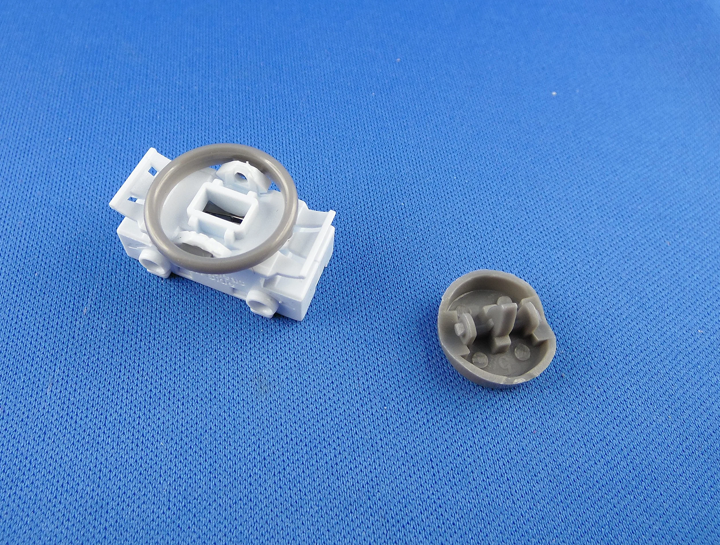 Przełącznik kołyskowy do zabudowy do lampy, przełącznik kołyskowy 2 A, 250 V, szary, pasuje jako wyłącznik zamienny do lamp kuchennych (szary)