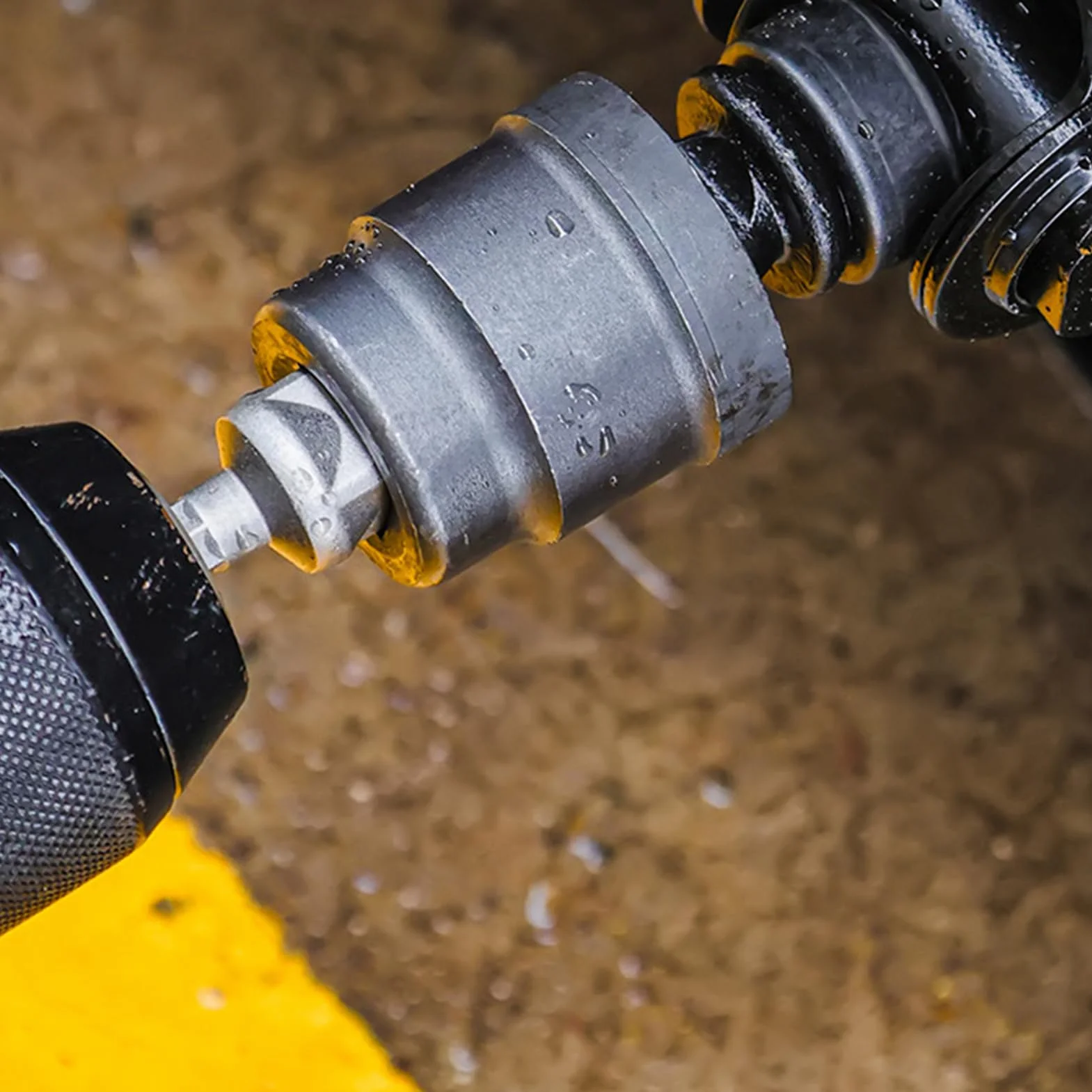 Adapter Podnośnika Nożycowego - Narzędzie Konwertera Wiertarki do Stabilizatora Kampera do Naprawy Samochodów | Odporne na Rdzę Mocowanie do Podnoszenia Opon, Konserwacji Ciężarówek, Akcesoriów