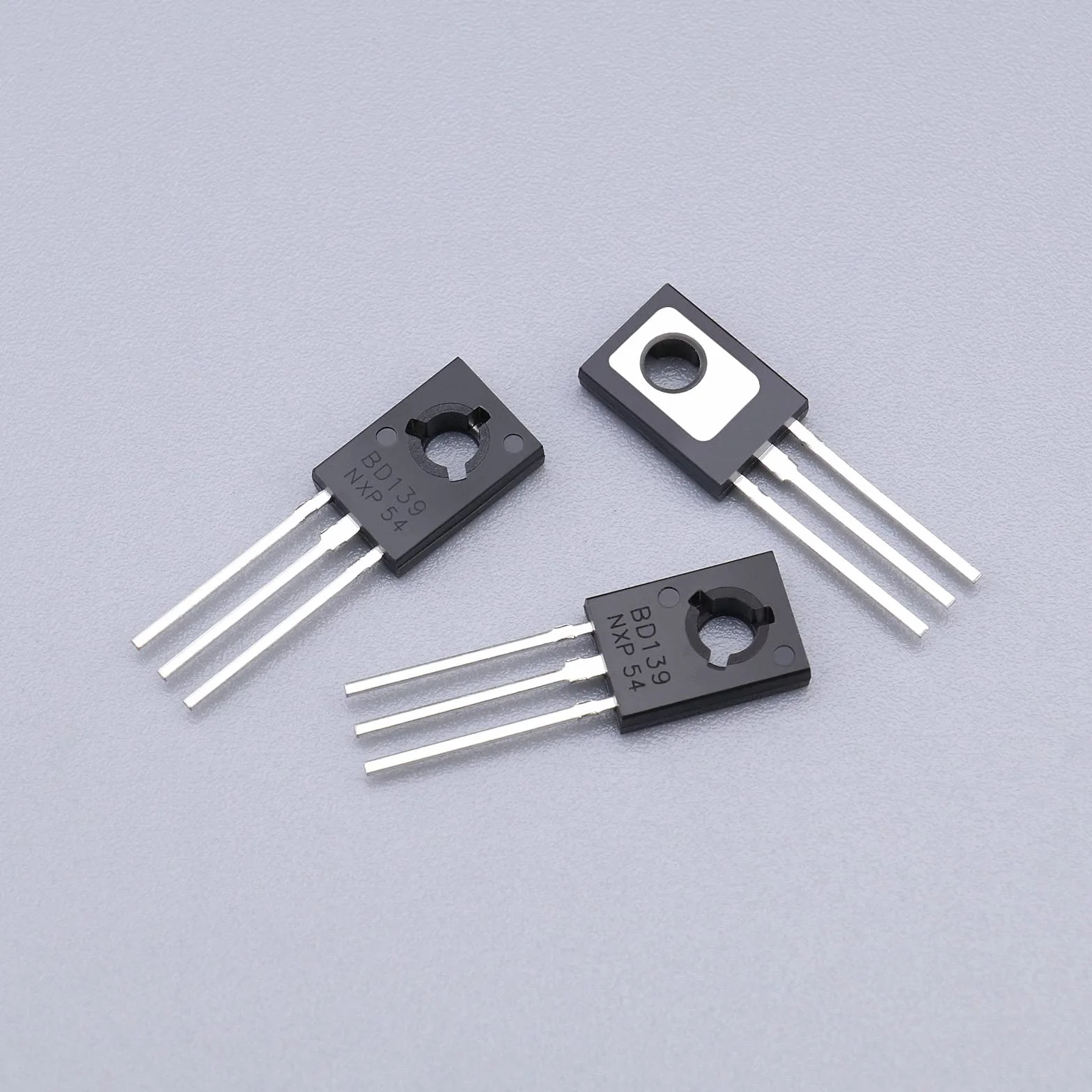 20 szt. BD139 NPN Power Tranzystor NPN 1,5 A 80 V Wzmacniacz mocy audio Tranzystor TO-126 Tranzystor Trioda Elementy elektroniczne