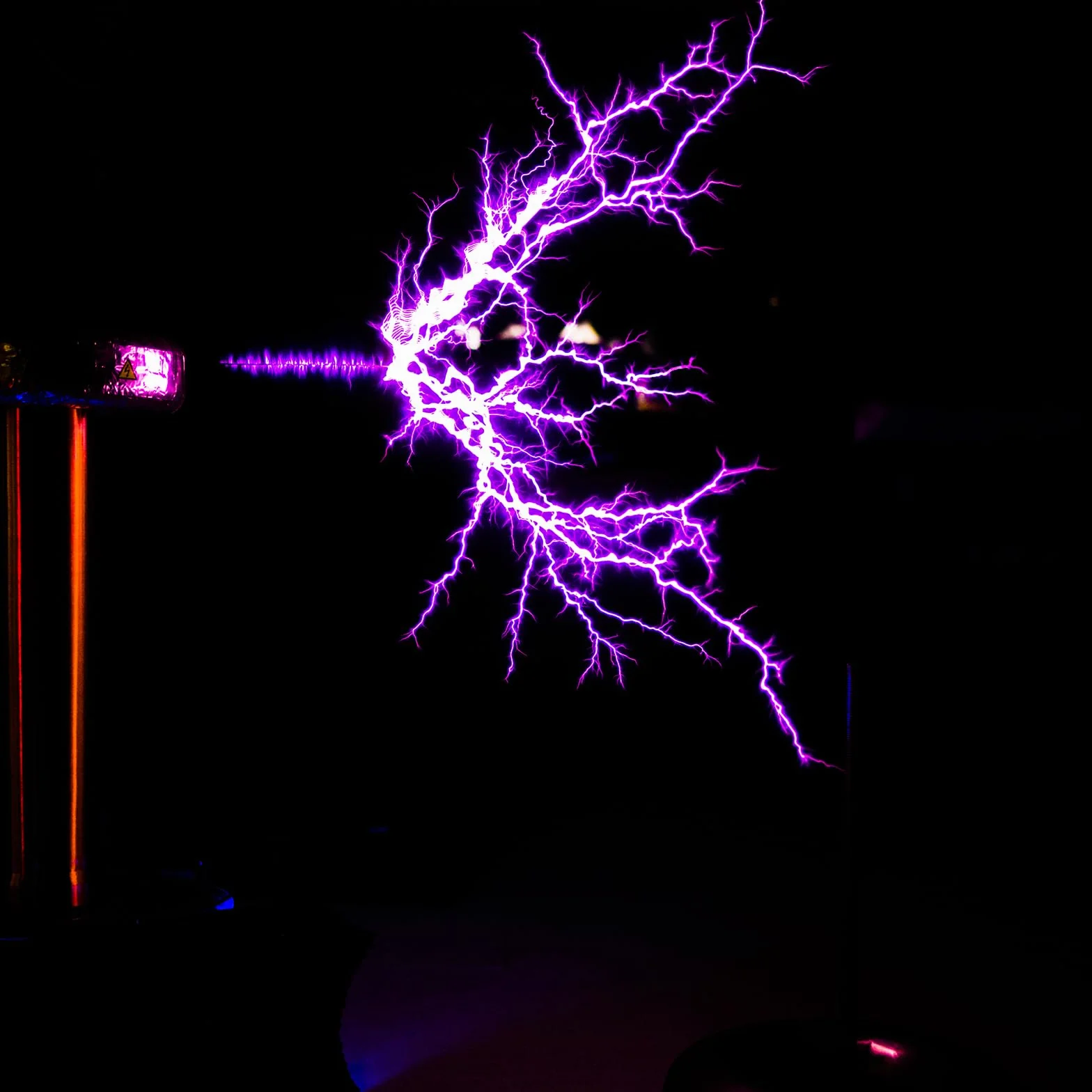 PATIKIL Generator wysokiego napięcia, 2 szt. DC 3-6 V 400 kV, wzmacniający moduł zasilania, transformator napięcia do transformacji eksperymentu naukowego, czarny