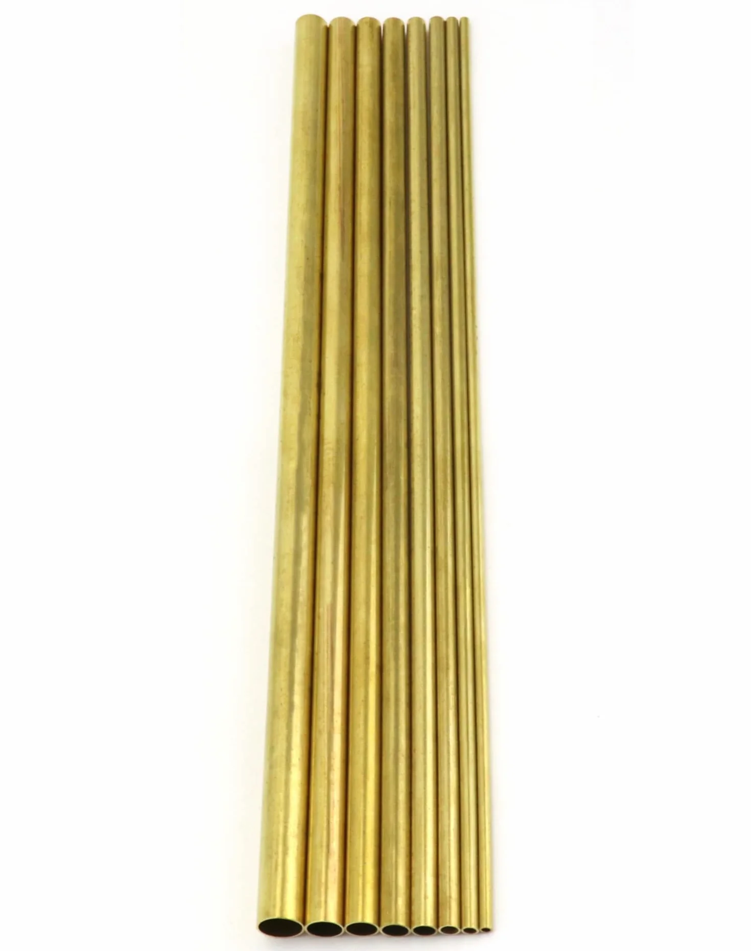 QWORK Rurka mosiężna, 2 mm 3 mm 4 mm 5 mm 6 mm 7 mm 8 mm 10 mm, grubośćścianki OD x 0,5 mm, długość 300 mm, okrągłe rurki bez lutowania, 8 sztuk