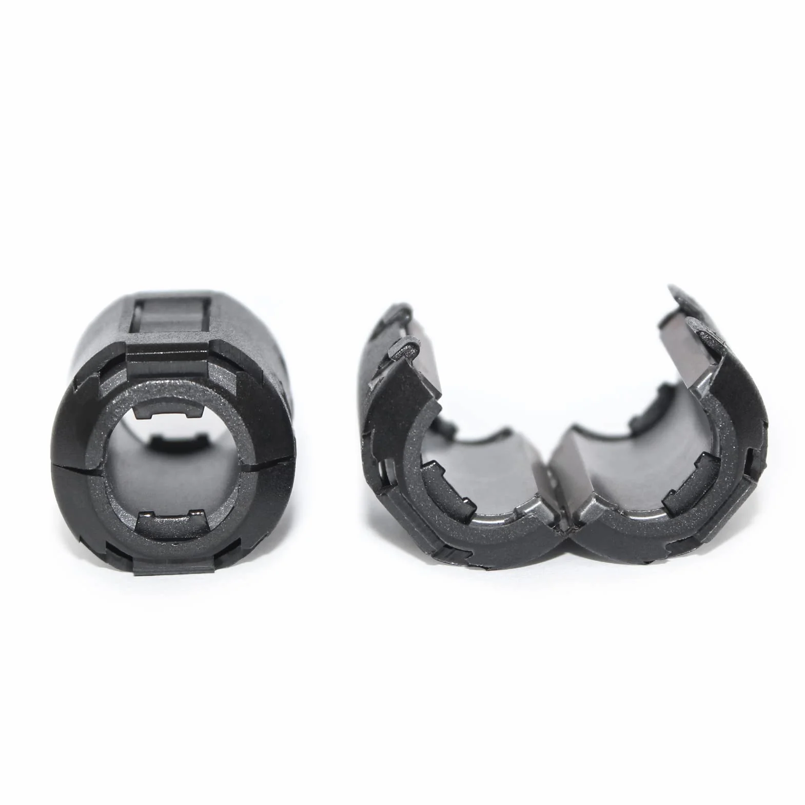 TOJOIN 10SZT Ferrite Bead Clip na Rdzeniu Ferrytowym Tłumik Zakłóceń RFI EMI Pierścienie Ferrytowe Klips Kablowy do Telefonu, Telewizora, głośnika, Radia USB, Sprzętu Audio Średnica Wewnętrzna 9 mm Czarny