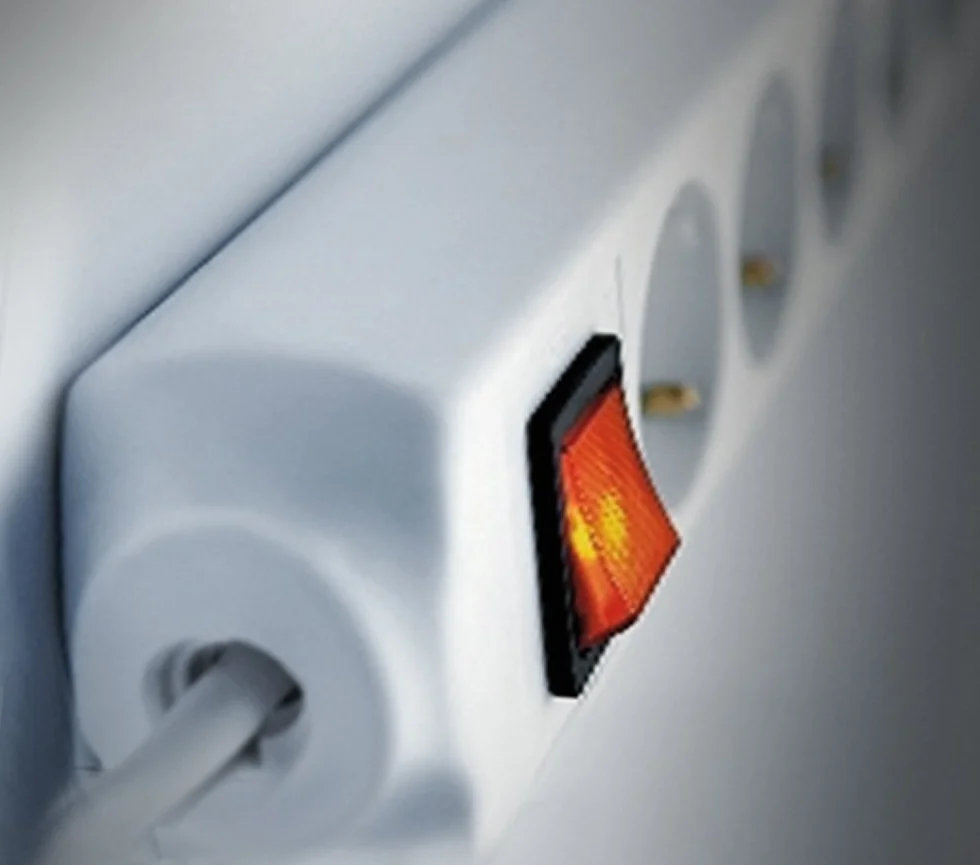 3M Dual Lock SJ3560, system mocowania wielokrotnego użytku, półprzezroczysty wygląd (szkło, szkło akrylowe (PMMA), poliwęglan) - 19 mm x 10 cm, półprzezroczysty, grubość: 5,7 mm (1 opakowanie)