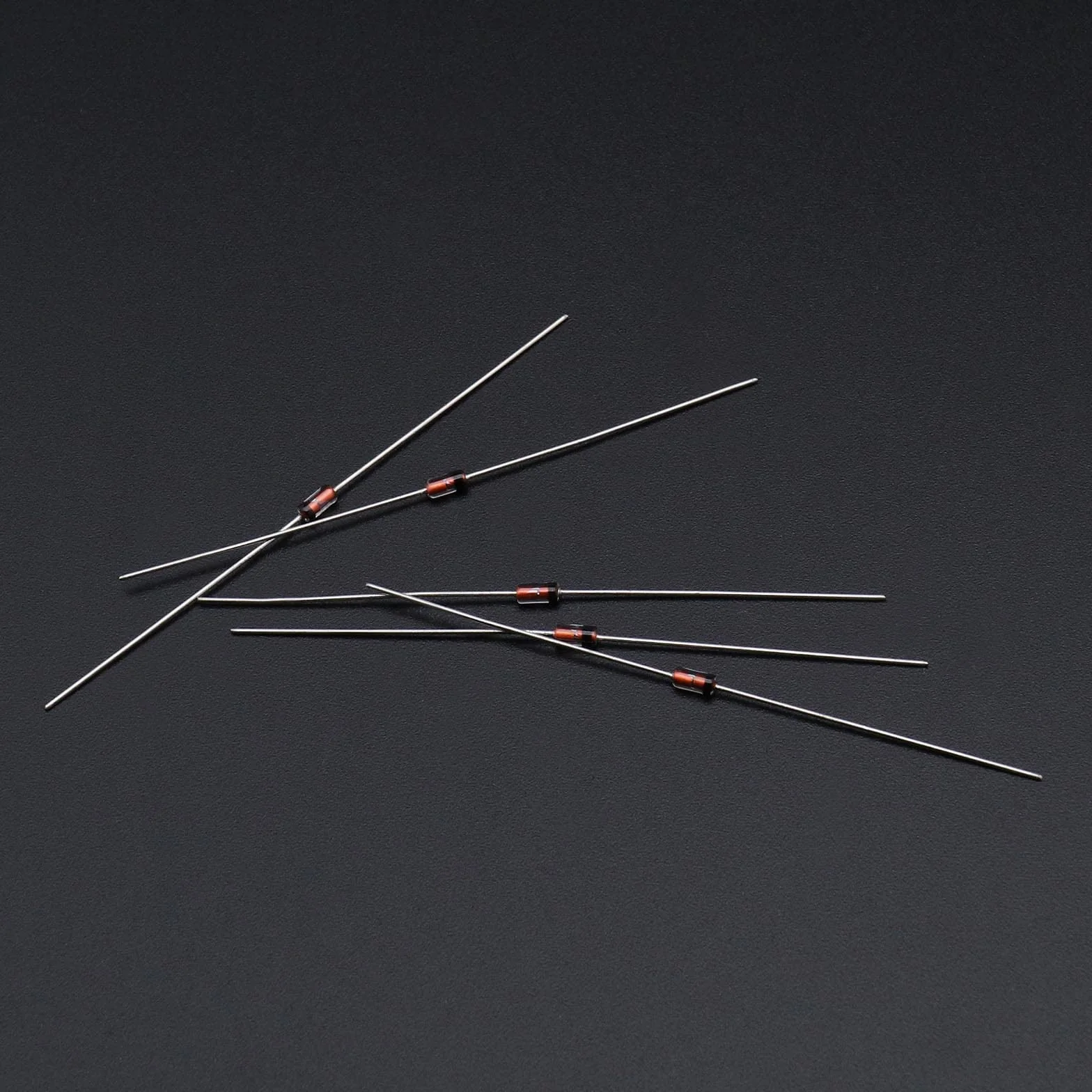 1N34A dioda germanowa 50 mA 65 V osiowa komponenty elektroniczne