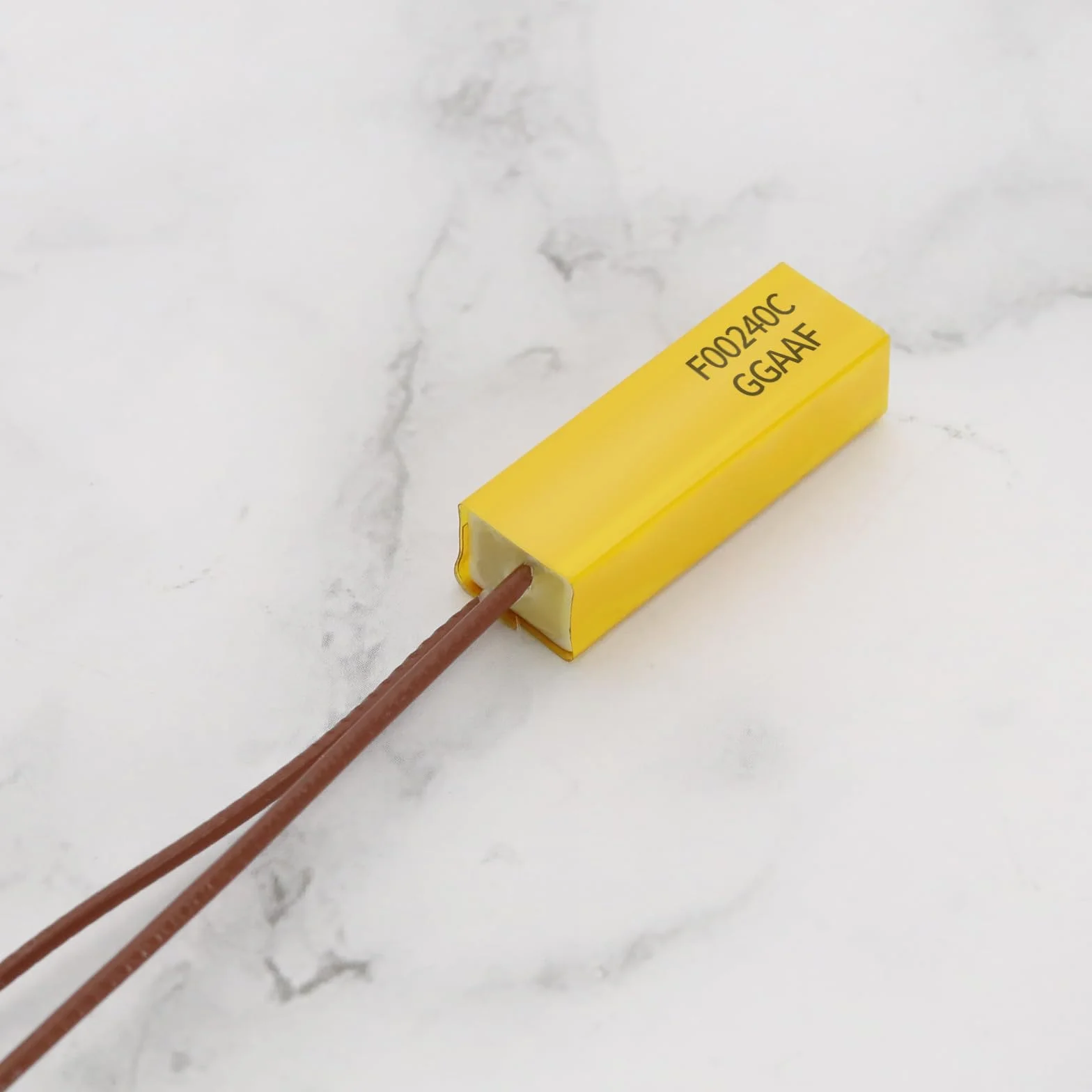 Create idea 2 szt. ceramicznych bezpieczników termicznych 10 A 250 V 240 ℃ kompatybilne z lokówką, prostownicą do włosów, ochrona przed przegrzaniem, drut ze stopu ABS