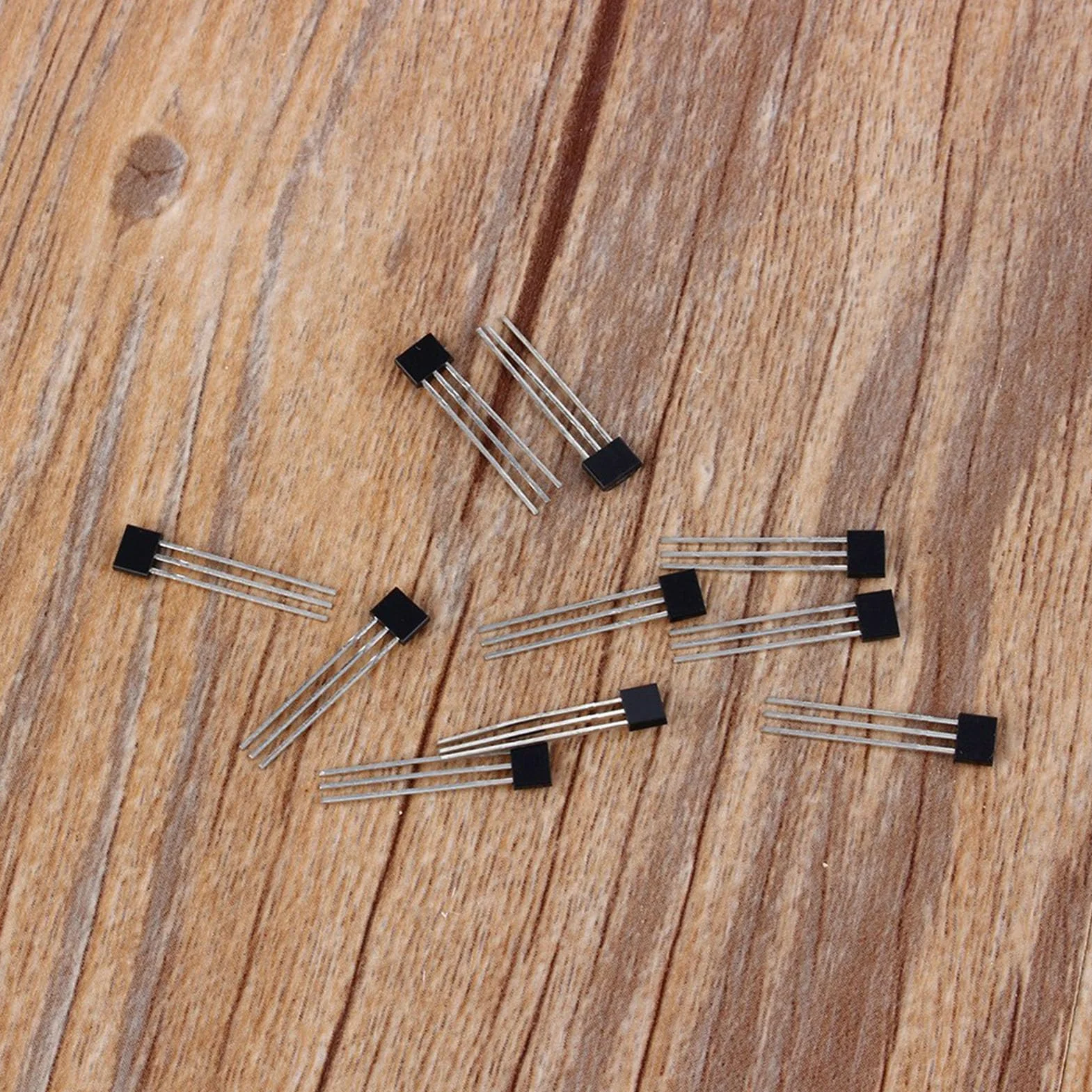 Respicefinem Czujnik Halla Magnetyczny 3144E Czujnik Halla T104 9. 0×6. 0×1. 0 10 sztuk dużo A3144 3144E Oh3144E efekt Halla przełączniki czujnika do 92Ua 3Pin Sip czujnik efektu