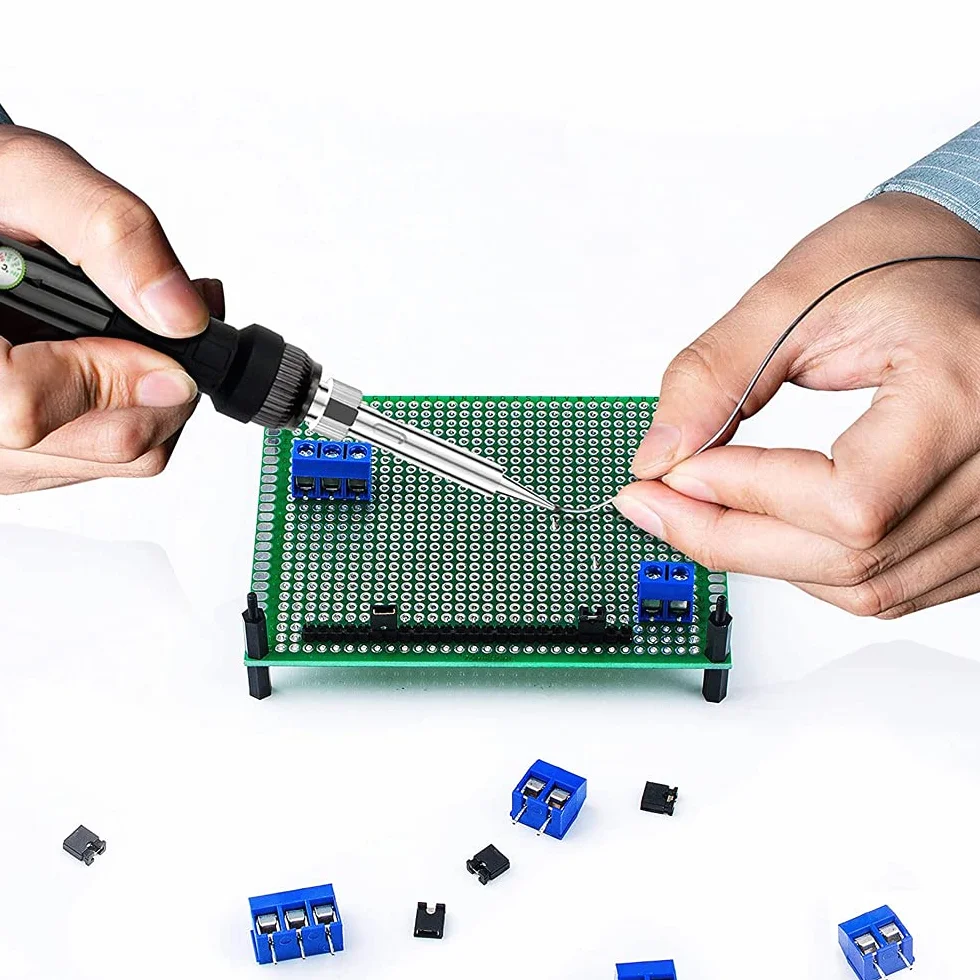 MMOBIEL Zestaw prototypowych płyt PCB kompatybilny z zestawami Arduino i projektami elektronicznymi DIY - płytka drukowana - 40 szt. - uniwersalny zestaw 5 rozmiarów