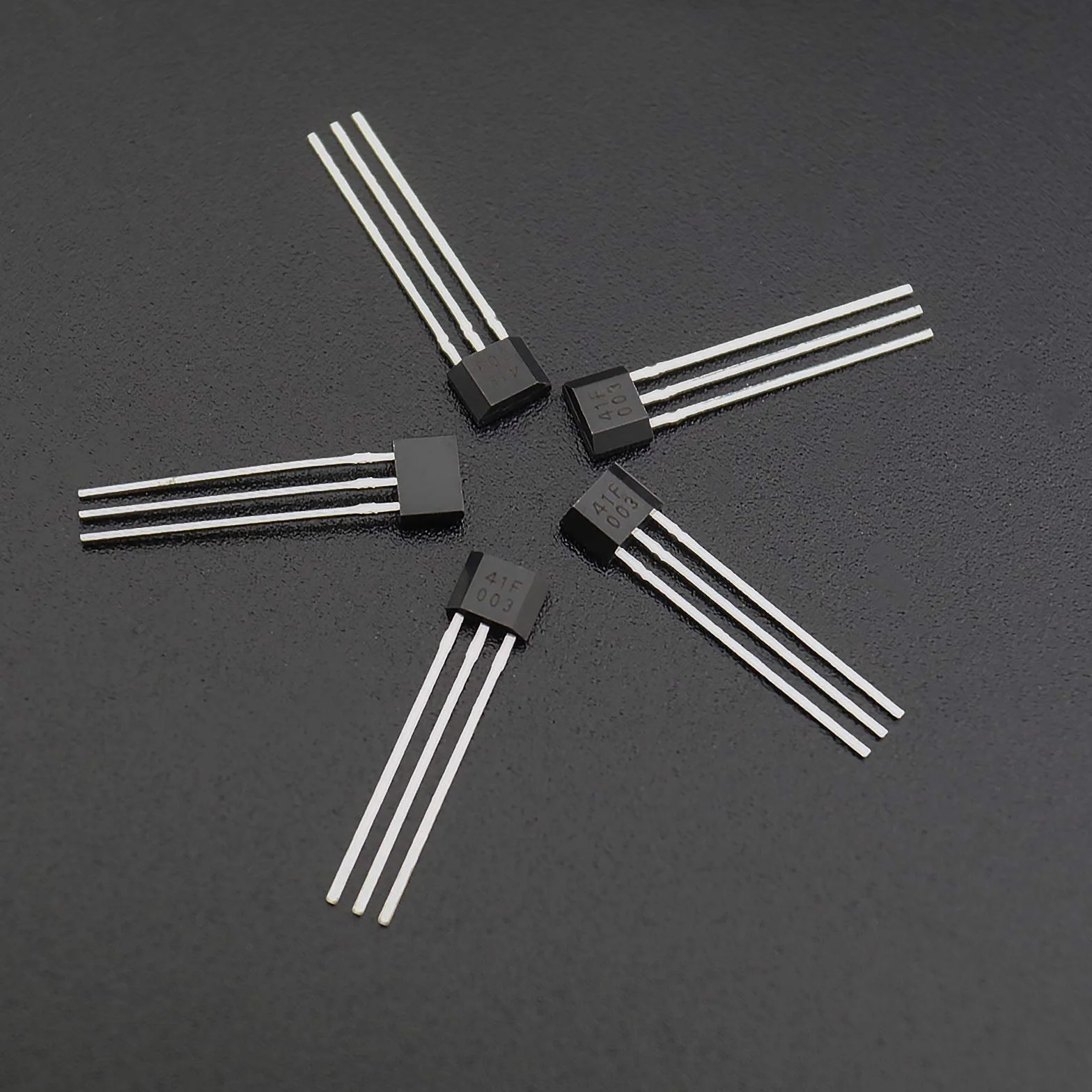 SS41F 41F magnetyczny czujnik bipolarny efekt Halla TO-92S 3-pinowe