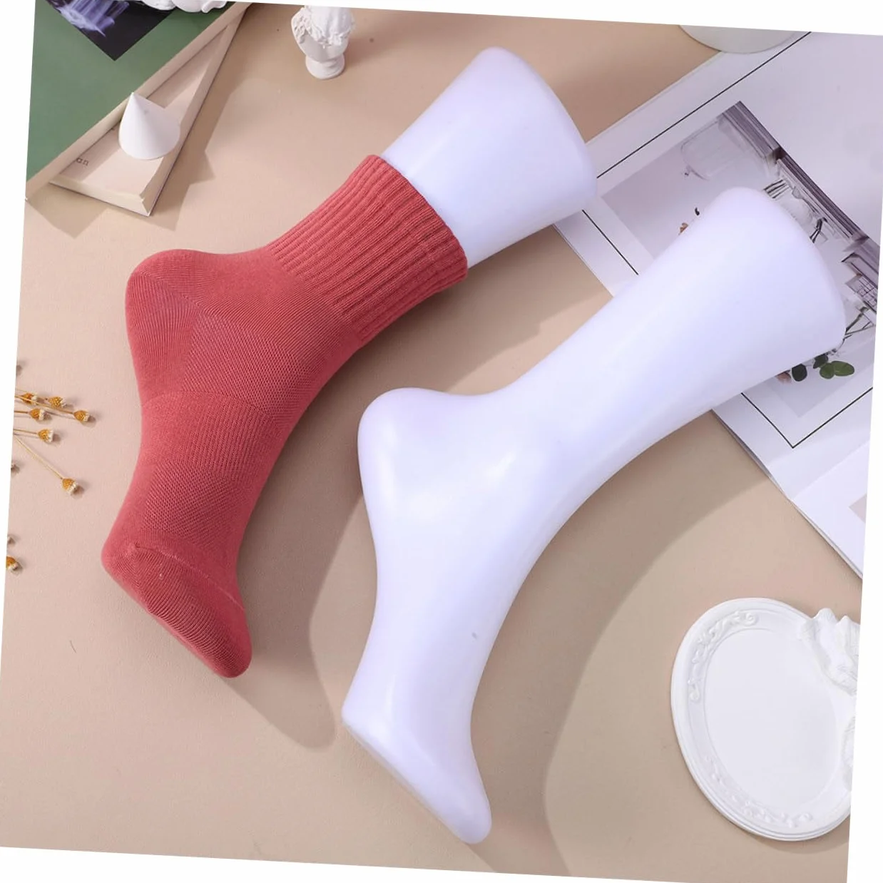 Thick Plastic Fake Foot Model for Sock Display Stable Female Mannequin Foot Prop Realistic Proportions for Shop And Store Use