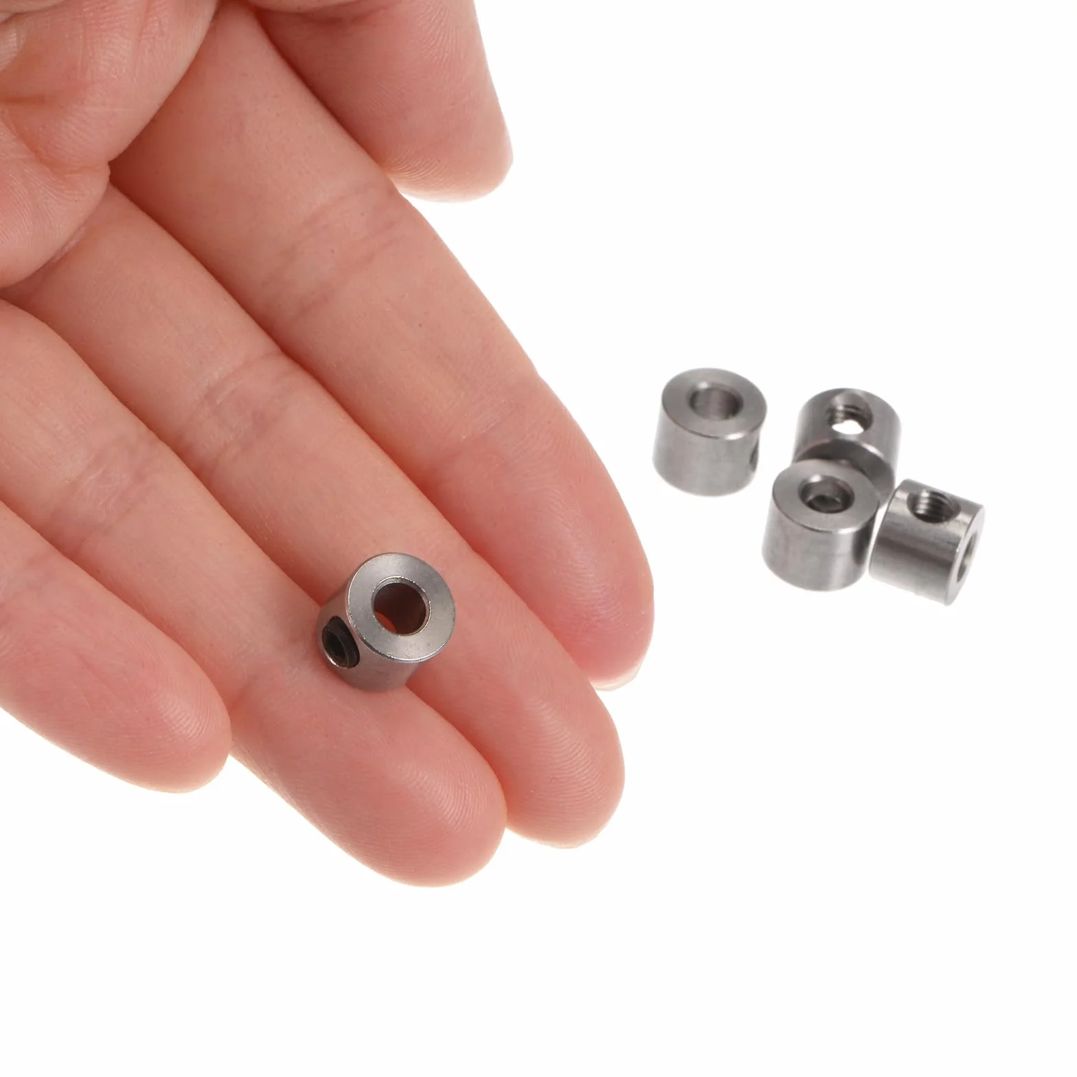 sourcing map 10-częściowy zestaw kołnierzy śrubowych 4 mm otwór kołnierz ze stali nierdzewnej, średnica zewnętrzna 9 mm, szerokość 7 mm, kołnierz koła